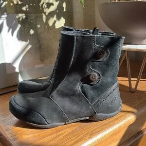 🗑️ Hi-Tec v-lite Hatha  zip black suede short boots: